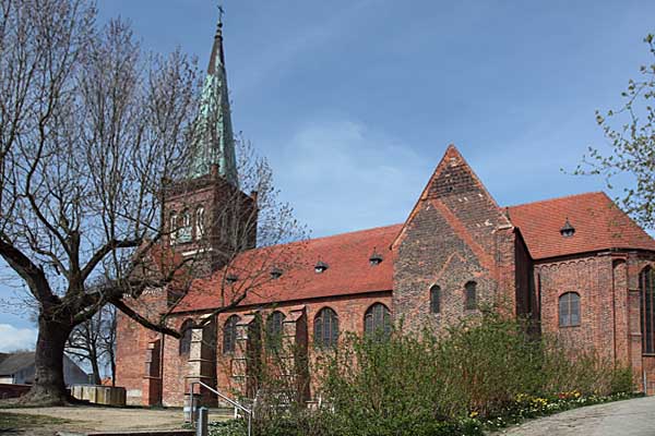 Bergen - Backsteinkirche