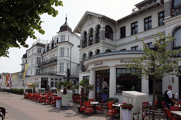 Ahlbeck - Italienisches Restaurant an der Strandpromenade