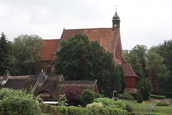 Kirche Gustow