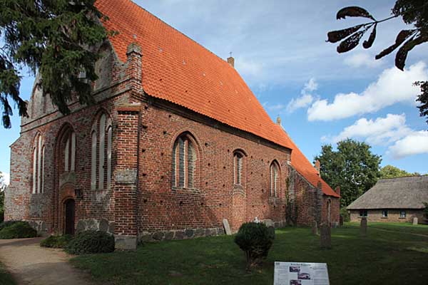 Rappin - Backsteinkirche