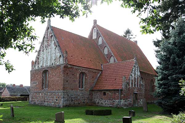 Rappin - Backsteinkirche