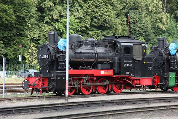 99 4633 im Bahnhof Putbus