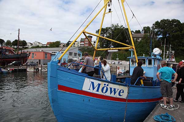 Fischkutter Möwe bietet Fahrten zur Kreideküste an