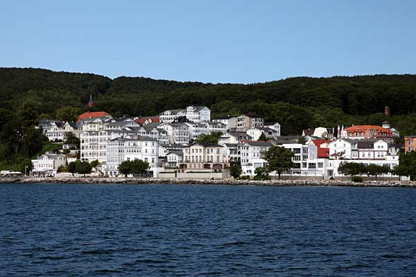 Sassnitz von See aus