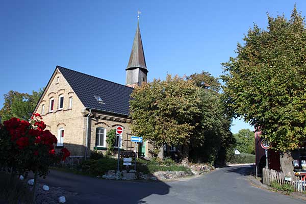 Schaprode - Blick zur Kirche