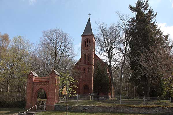 Sehlen - Backsteinkirche