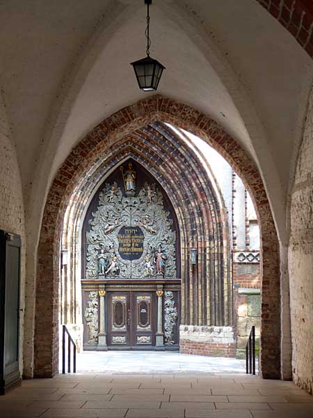 Stralsund - Portal der Nikolaikirche
