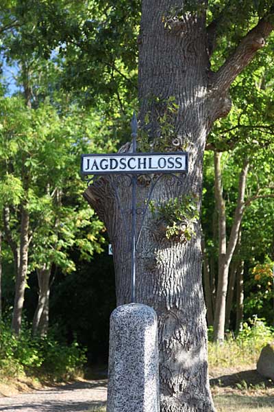 Wegweiser Jagdschloss