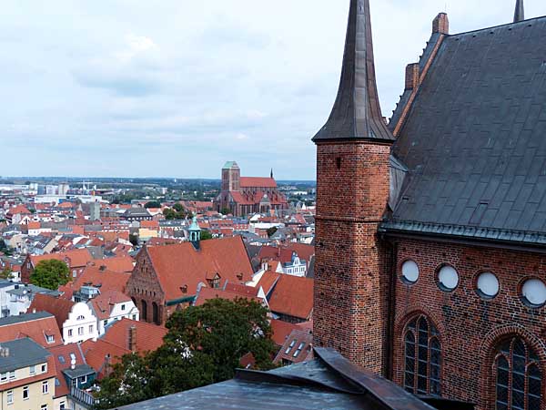 Blick von der Aussichtsplattform der Sank-Georgen-Kirche