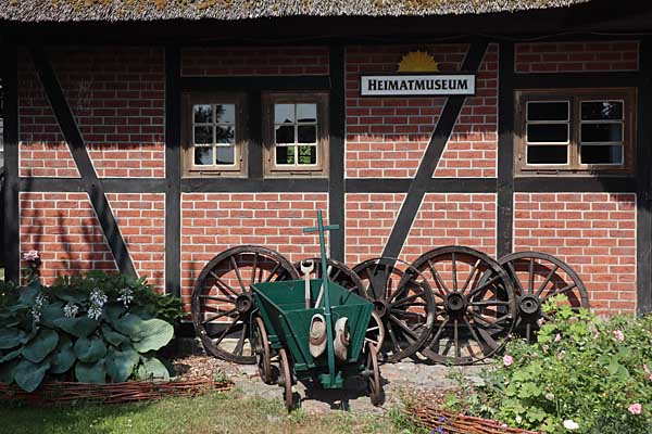 Zingst - landwirtschaftliche Gerätschaften